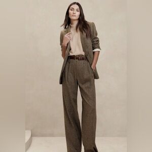 Banana Republic Brown Straight Leg Pants